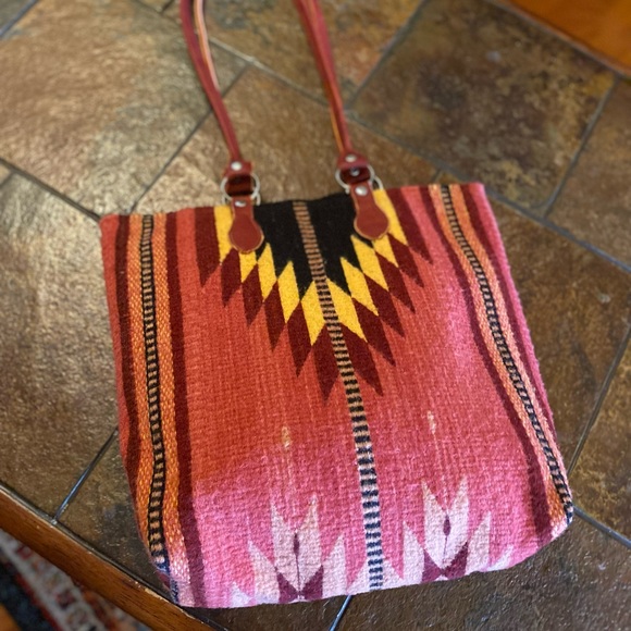 Bohemian chic rustic Western coral pink natural dyed woven wool laptop purse bag - Picture 8 of 8